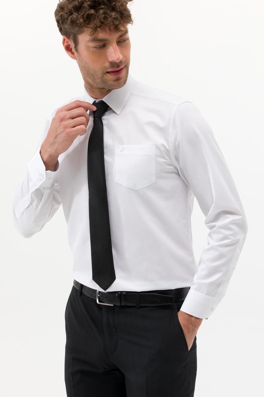 Beyaz Regular Fit Basic Gömlek Uzun Kol